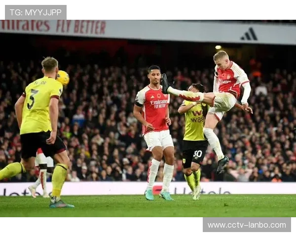 阿尔瓦雷斯射门中柱马竞错失良机阿森纳13分钟定胜局胜利在望 阿尔瓦雷斯射门中柱马竞错失良机阿森纳13分钟定胜局胜利在望