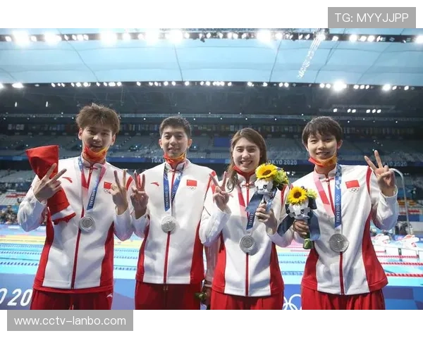 男女4x100米混合泳接力美国队爆冷出局,中国队冲金在望 男女4x100米混合泳接力美国队爆冷出局,中国队冲金在望